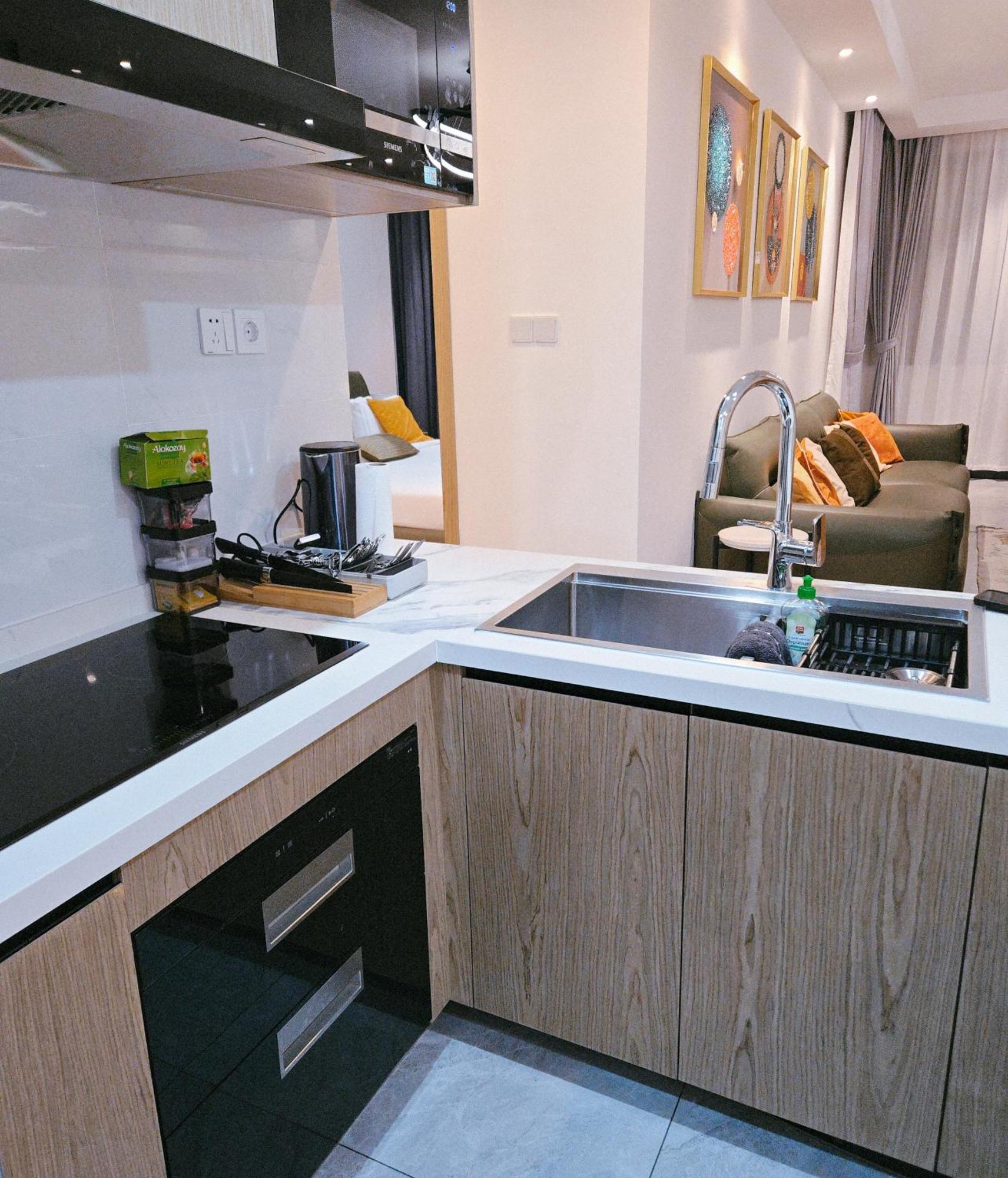 Gracey Concierge Apartments - Avenue Uvira Kinshasa Ngoại thất bức ảnh